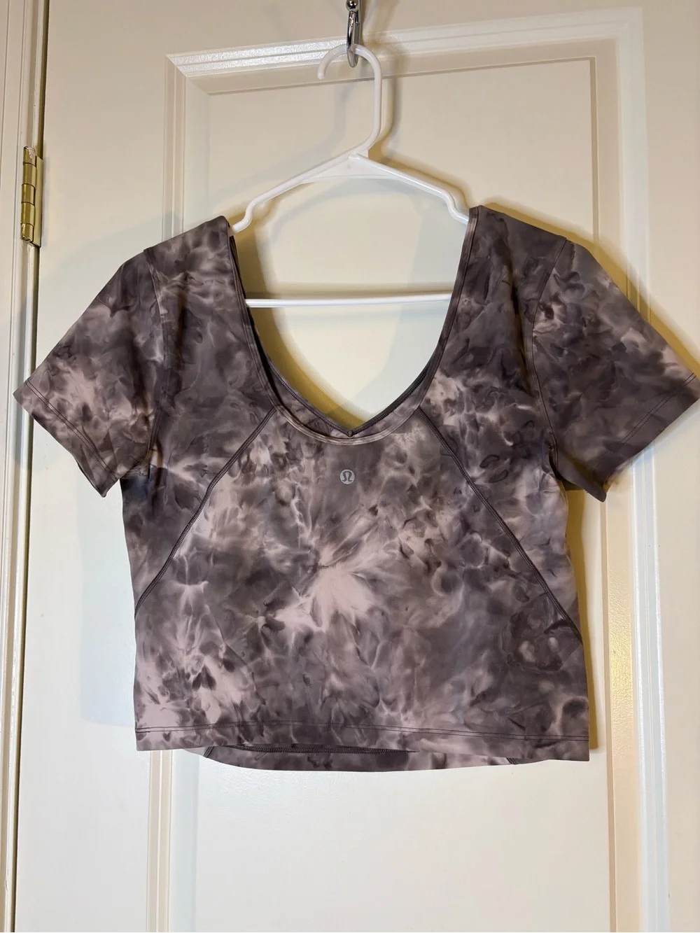 Lululemon Align Crop Tee in the Diamond Dye Mink Berry Lunar Rock